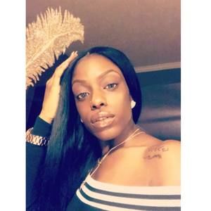 Meet your Posher, Alicia